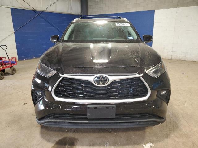 Photo 5 from auction – 2022 TOYOTA HIGHLANDER with VIN 5TDGZRAHXNS127761