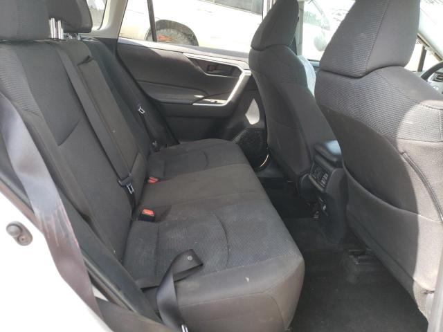Photo 11 from auction – 2022 TOYOTA RAV4 LE with VIN 2T3F1RFV8NC263999