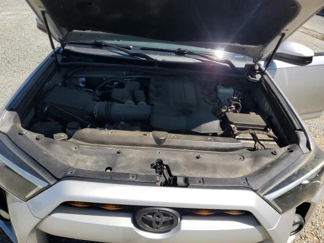 Photo 12 from auction – 2015 TOYOTA 4RUNNER SR with VIN JTEBU5JR8F5229654