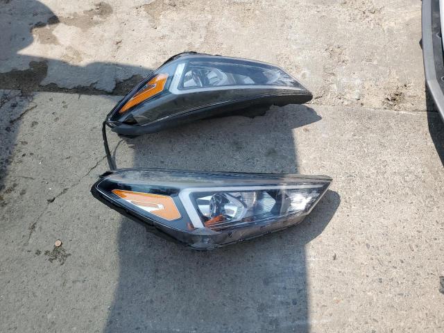 Photo 13 from auction – 2019 HYUNDAI TUCSON LIM with VIN KM8J3CA45KU010657