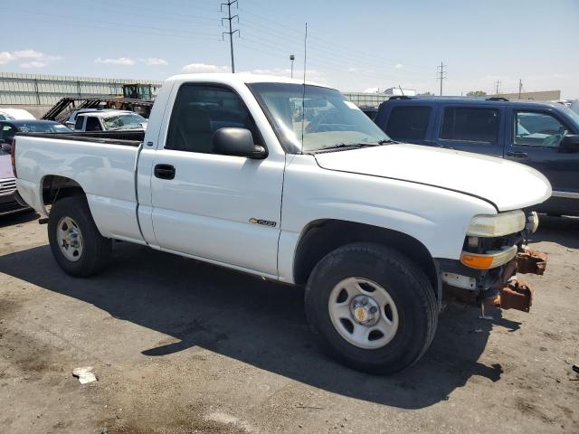 Photo 4 from auction – 2000 CHEVROLET SILVERADO with VIN 1GCEC14V8YZ317282
