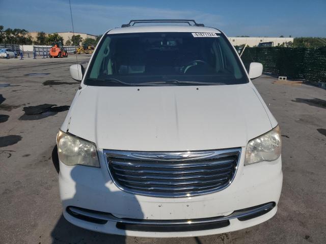 Photo 5 from auction – 2014 CHRYSLER TOWN & COU with VIN 2C4RC1BG3ER217635