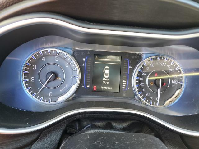 Photo 9 from auction – 2015 CHRYSLER 200 LIMITE with VIN 1C3CCCAB9FN640648