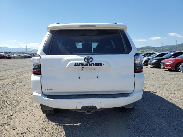 Photo 6 from auction – 2019 TOYOTA 4RUNNER SR with VIN JTEBU5JR0K5733383
