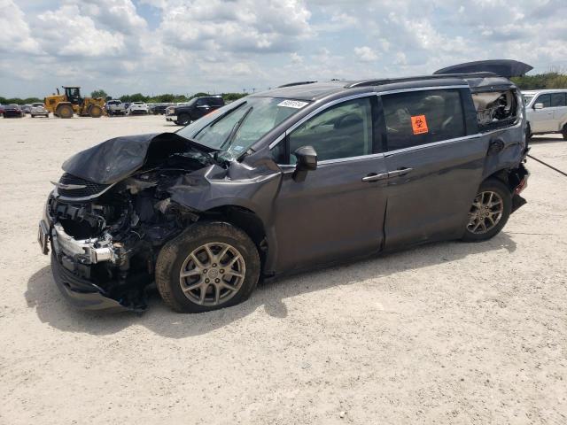 Photo 1 from auction – 2020 CHRYSLER VOYAGER LX with VIN 2C4RC1DG4LR257460