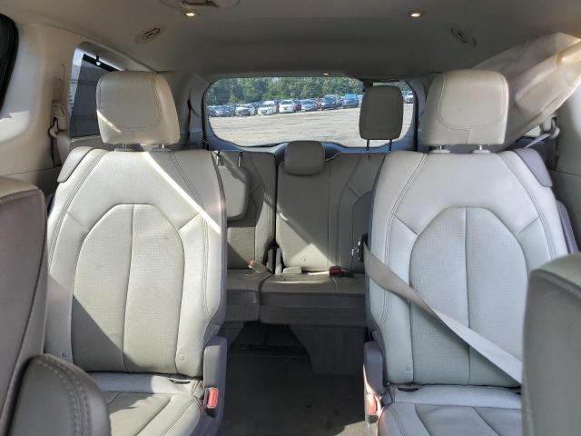 Photo 10 from auction – 2017 CHRYSLER PACIFICA with VIN 2C4RC1EG6HR578521