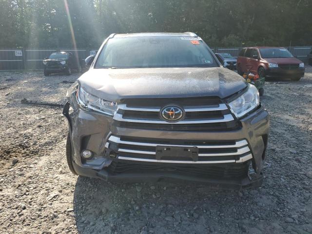 Zdjęcie 5 z aukcji – 2018 TOYOTA HIGHLANDER z VIN 5TDJZRFH3JS524091