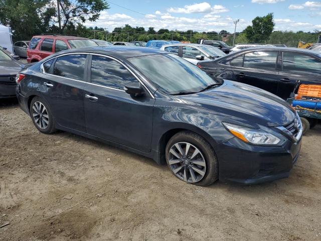 Photo 4 from auction – 2017 NISSAN ALTIMA with VIN 1N4AL3AP4HC138410