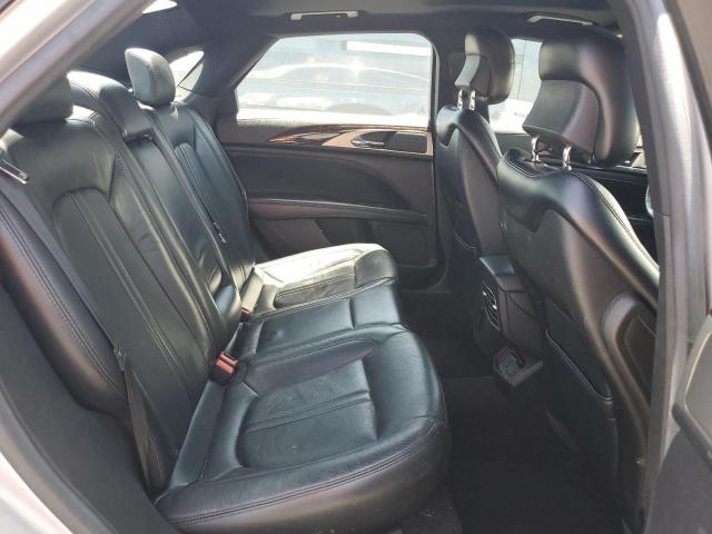 Photo 10 from auction – 2017 LINCOLN MKZ RESERV with VIN 3LN6L5EC8HR619177
