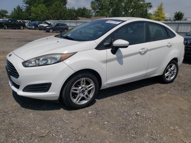 FORD FIESTA SE 2017 with VIN 3FADP4BJXHM132532 - Photo from auction