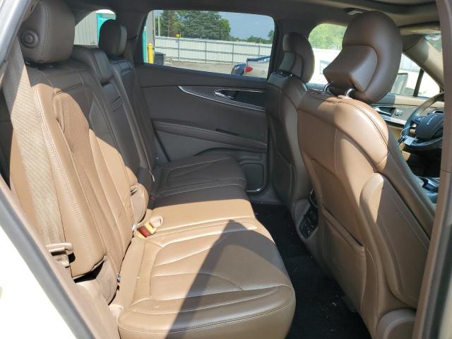 Photo 11 from auction – 2016 LINCOLN MKX RESERV with VIN 2LMTJ8LR7GBL51113