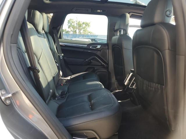 Photo 11 from auction – 2018 PORSCHE CAYENNE with VIN WP1AA2A28JKA04976