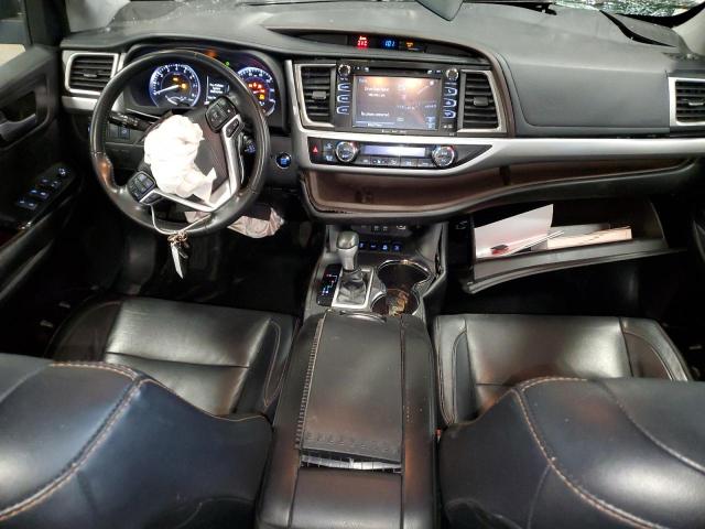 Photo 8 from auction – 2018 TOYOTA HIGHLANDER with VIN 5TDJZRFH2JS812877