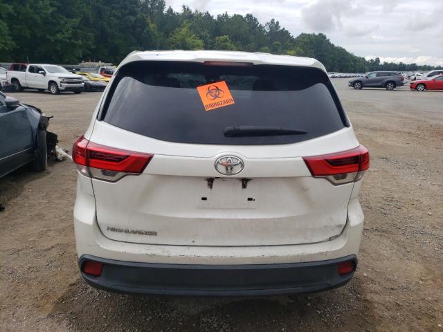 Photo 6 from auction – 2017 TOYOTA HIGHLANDER with VIN 5TDZARFH2HS032141