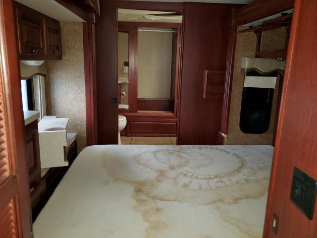 Photo 6 from auction – 2012 WILDWOOD MOTOR HOME with VIN 4UZAB2DT2BCBF6258