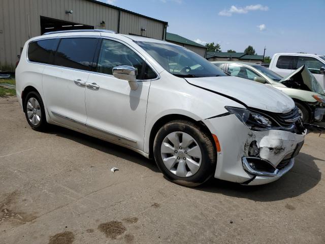 Photo 4 from auction – 2017 CHRYSLER PACIFICA E with VIN 2C4RC1N7XHR730588