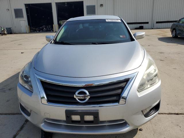 Photo 5 from auction – 2015 NISSAN ALTIMA 2.5 with VIN 1N4AL3AP1FN368861