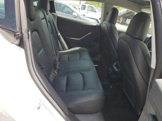 Photo 11 from auction – 2019 TESLA MODEL 3 with VIN 5YJ3E1EB4KF388403