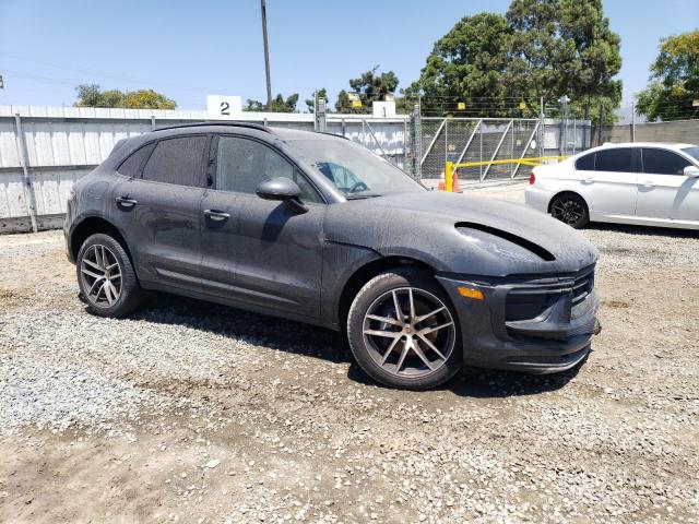 Photo 4 from auction – 2023 PORSCHE MACAN BASE with VIN WP1AA2A58PLB20174