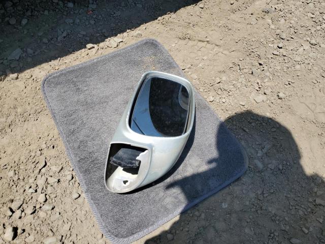 Photo 12 from auction – 2003 TOYOTA CAMRY LE with VIN JTDBE32K230184355