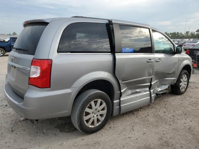 Photo 3 from auction – 2016 CHRYSLER TOWN & COU with VIN 2C4RC1BG4GR290449
