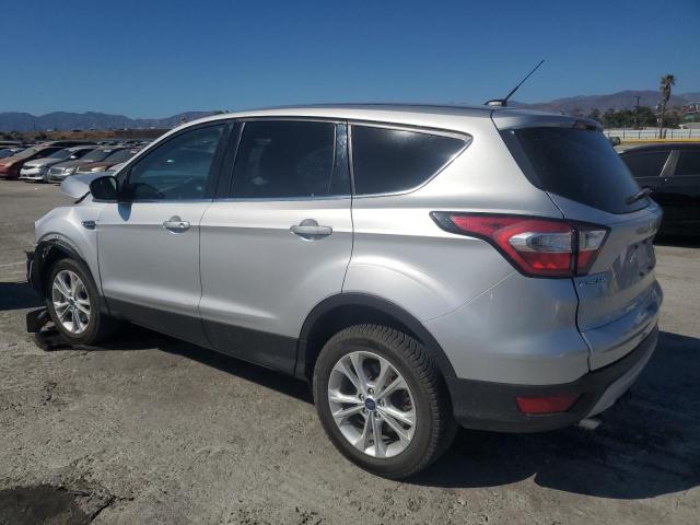 Photo 2 from auction – 2017 FORD ESCAPE SE with VIN 1FMCU9GD6HUD20633