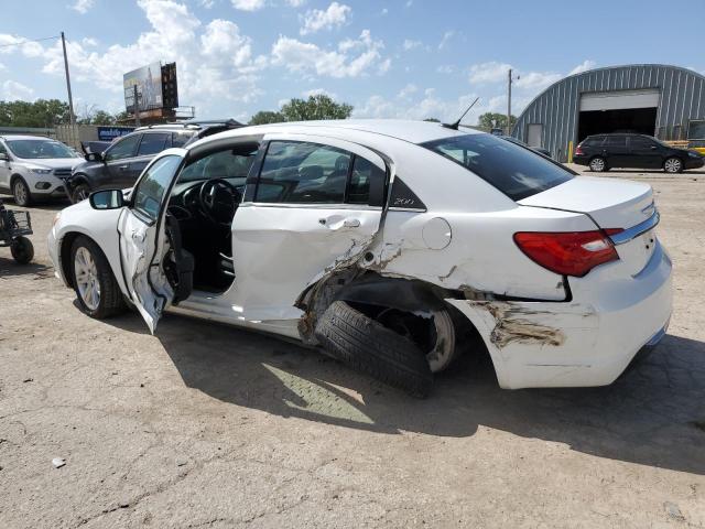 Photo 2 from auction – 2013 CHRYSLER 200 TOURIN with VIN 1C3CCBBB3DN505235