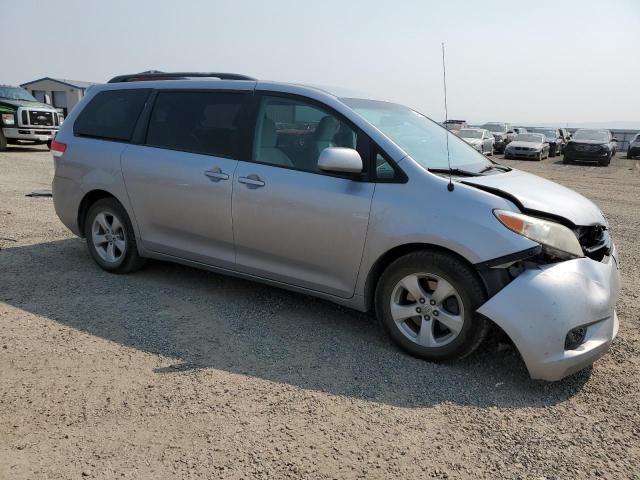 Photo 4 from auction – 2012 TOYOTA SIENNA LE with VIN 5TDKK3DC1CS206888