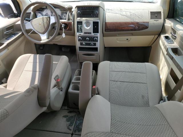 Photo 8 from auction – 2010 CHRYSLER TOWN & COU with VIN 2A4RR4DE6AR113799