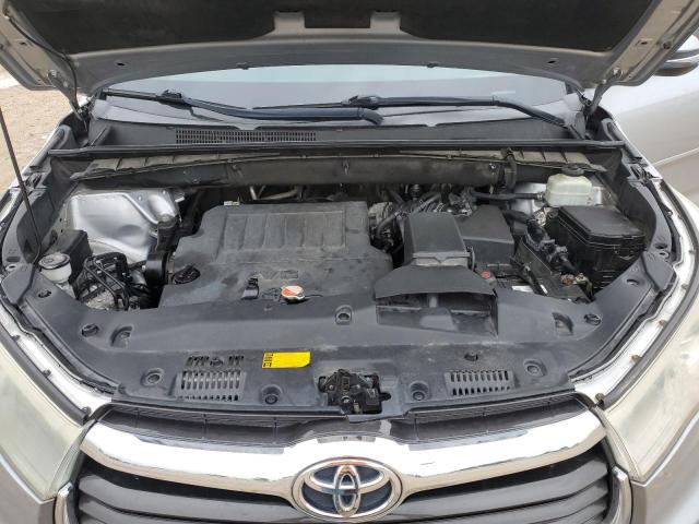 Photo 11 from auction – 2016 TOYOTA HIGHLANDER with VIN 5TDBKRFH4GS244651