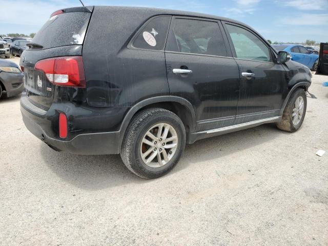 Photo 3 from auction – 2015 KIA SORENTO LX with VIN 5XYKT3A67FG616009