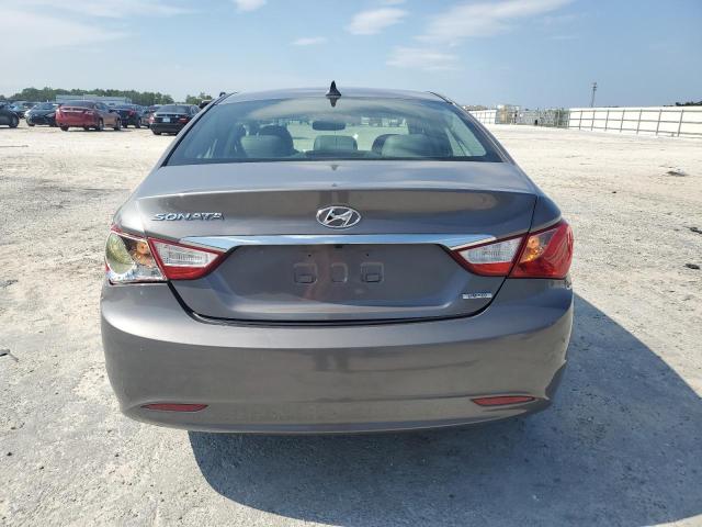 Photo 6 from auction – 2011 HYUNDAI SONATA SE with VIN 5NPEC4AC1BH025377