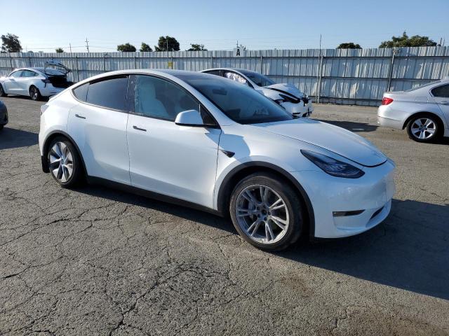 Photo 4 from auction – 2021 TESLA MODEL Y with VIN 5YJYGAEE0MF262987