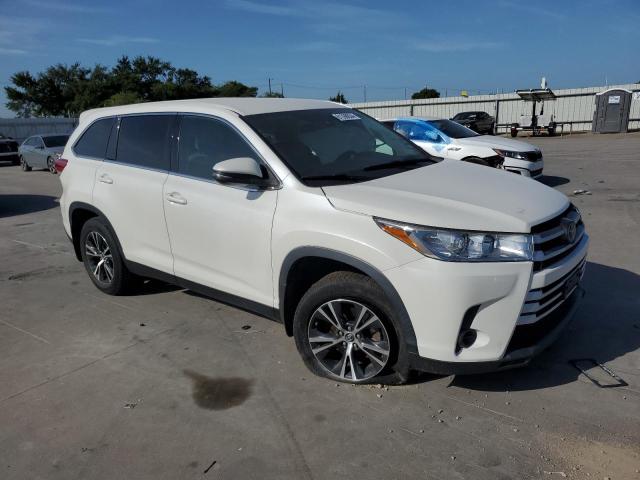 Photo 4 from auction – 2019 TOYOTA HIGHLANDER with VIN 5TDBZRFH1KS976918