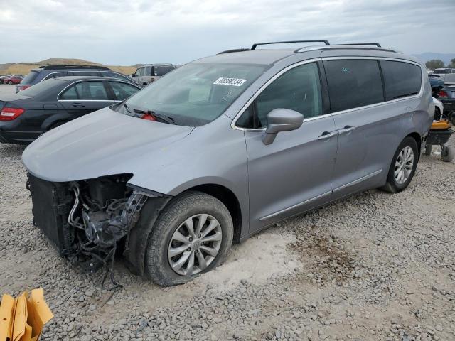CHRYSLER PACIFICA T 2019 with VIN 2C4RC1BG5KR561141 - Photo from auction