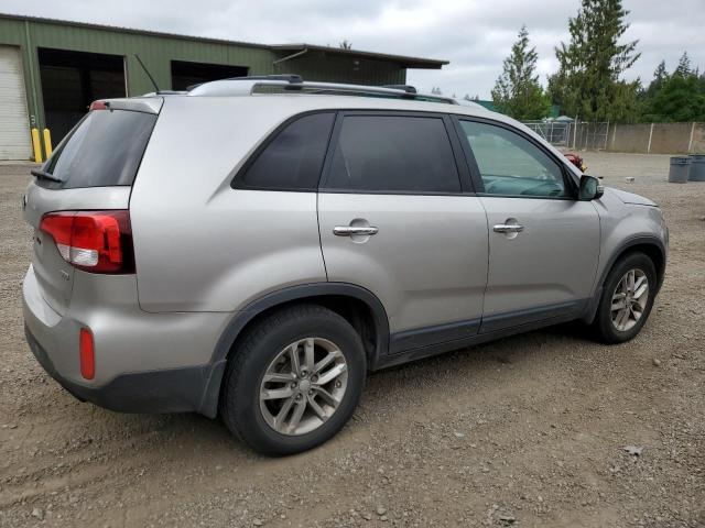 Photo 3 from auction – 2015 KIA SORENTO LX with VIN 5XYKT3A65FG559020