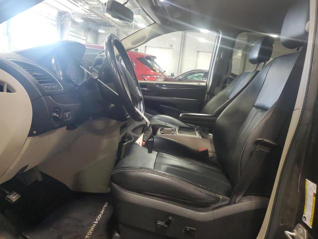 Photo 7 from auction – 2015 CHRYSLER TOWN & COU with VIN 2C4RC1BG0FR696243