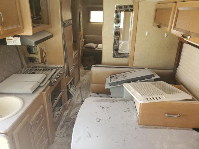 Photo 9 from auction – 2015 THMC MOTORHOME with VIN 1FC3E3KS1FDA10228