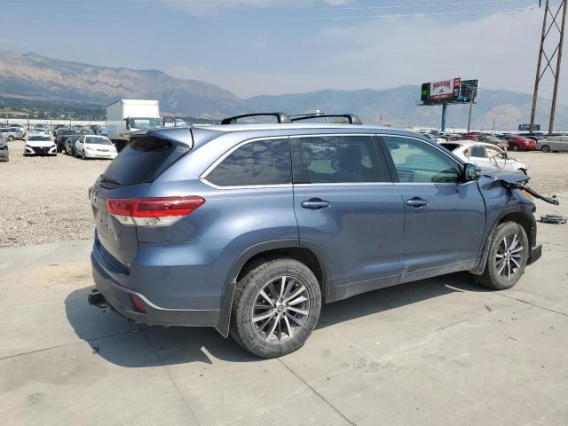 Photo 3 from auction – 2017 TOYOTA HIGHLANDER with VIN 5TDJZRFH7HS437658