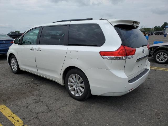 Photo 2 from auction – 2012 TOYOTA SIENNA XLE with VIN 5TDDK3DC8CS044346