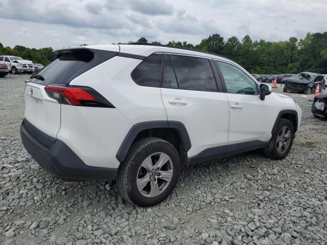 Photo 3 from auction – 2019 TOYOTA RAV4 XLE with VIN 2T3W1RFV8KC017904