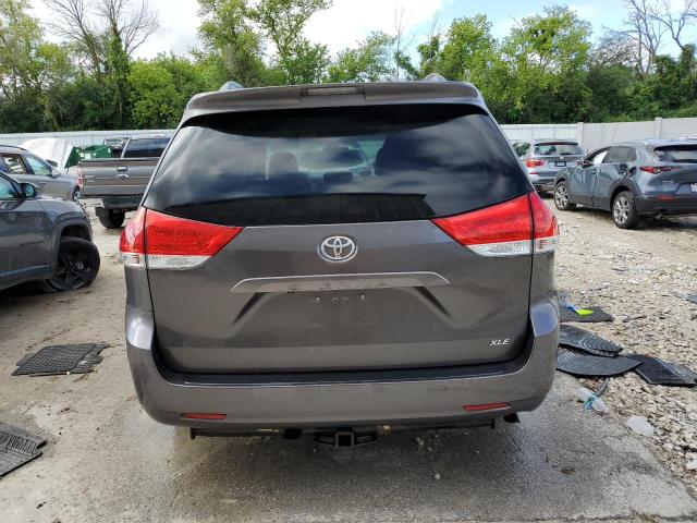 Photo 6 from auction – 2012 TOYOTA SIENNA XLE with VIN 5TDYK3DC1CS274599