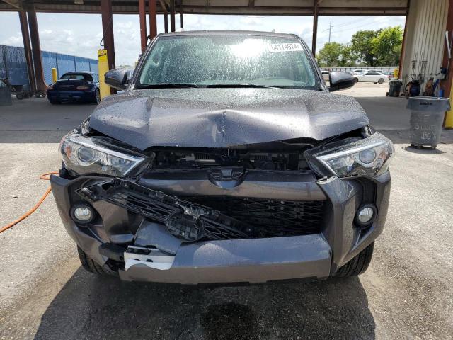 Photo 5 from auction – 2018 TOYOTA 4RUNNER SR with VIN JTEZU5JR5J5169503