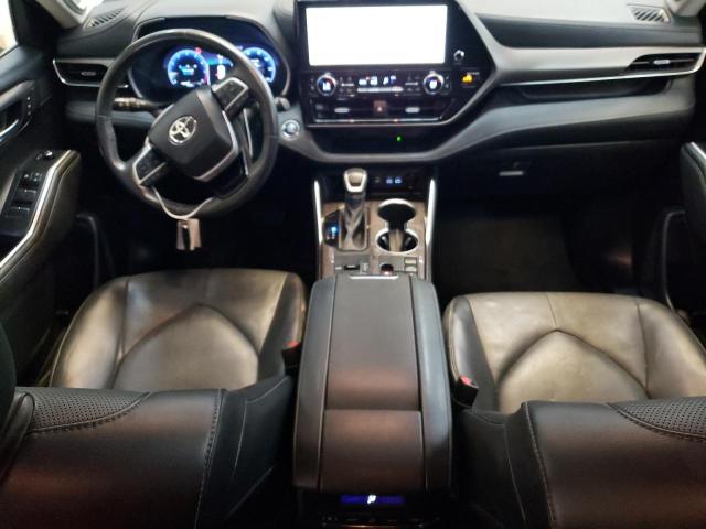 Photo 8 from auction – 2023 TOYOTA HIGHLANDER with VIN 5TDKDRAH8PS015603