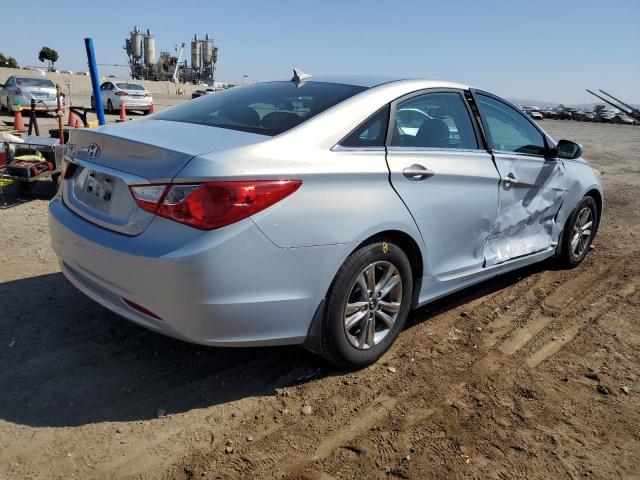 Photo 3 from auction – 2013 HYUNDAI SONATA GLS with VIN 5NPEB4AC3DH782819