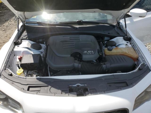 Photo 11 from auction – 2017 CHRYSLER 300 S with VIN 2C3CCAGG3HH553282