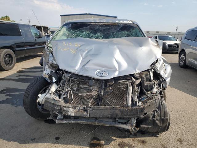 Photo 5 from auction – 2012 TOYOTA SIENNA with VIN 5TDZK3DC2CS182020