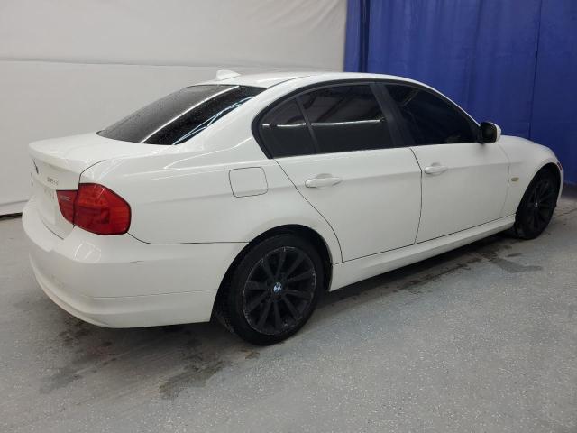 Photo 3 from auction – 2011 BMW 328 I with VIN WBAPH7C54BE676817