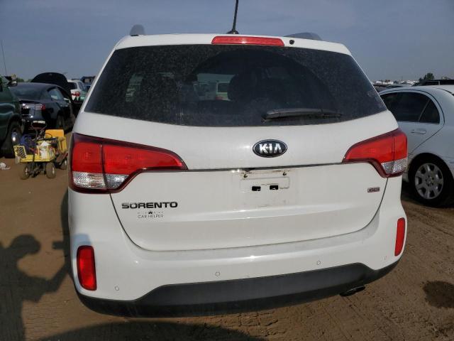 Photo 6 from auction – 2015 KIA SORENTO LX with VIN 5XYKTCA66FG553856
