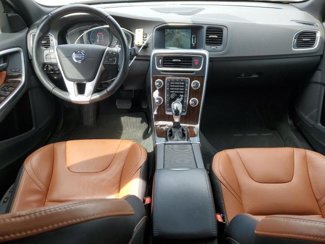 Photo 8 from auction – 2015 VOLVO S60 PLATIN with VIN YV149MFMXF2365334